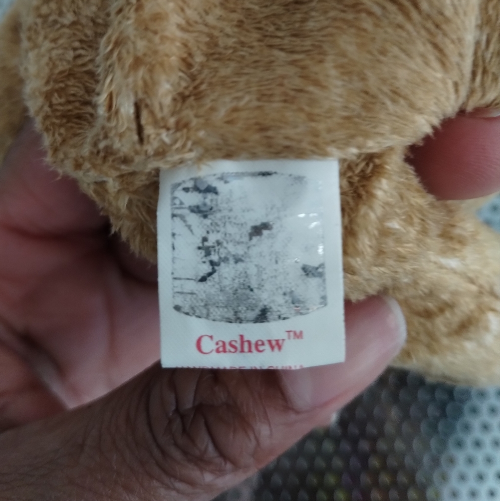 Ty Beanie Babies - CASHEW the SUPER SOFT brown bear soft toy - Picture 14 of 15